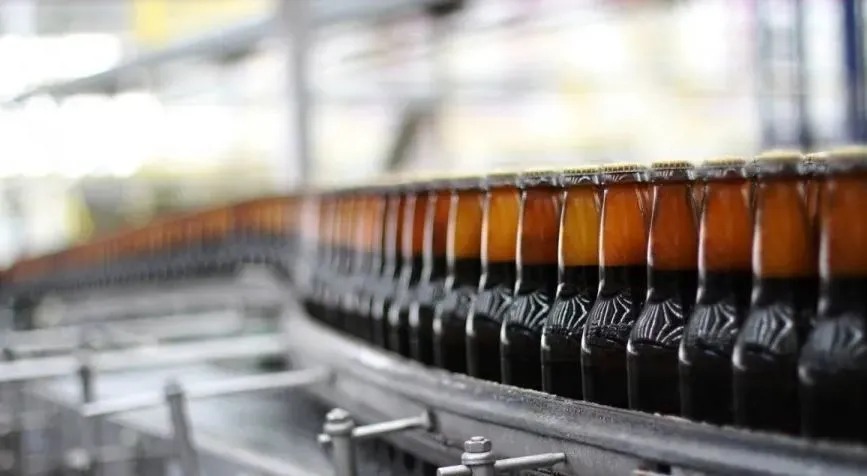 Reforma tributária: cerveja vence 1ª disputa contra cachaça e deverá pagar menos imposto