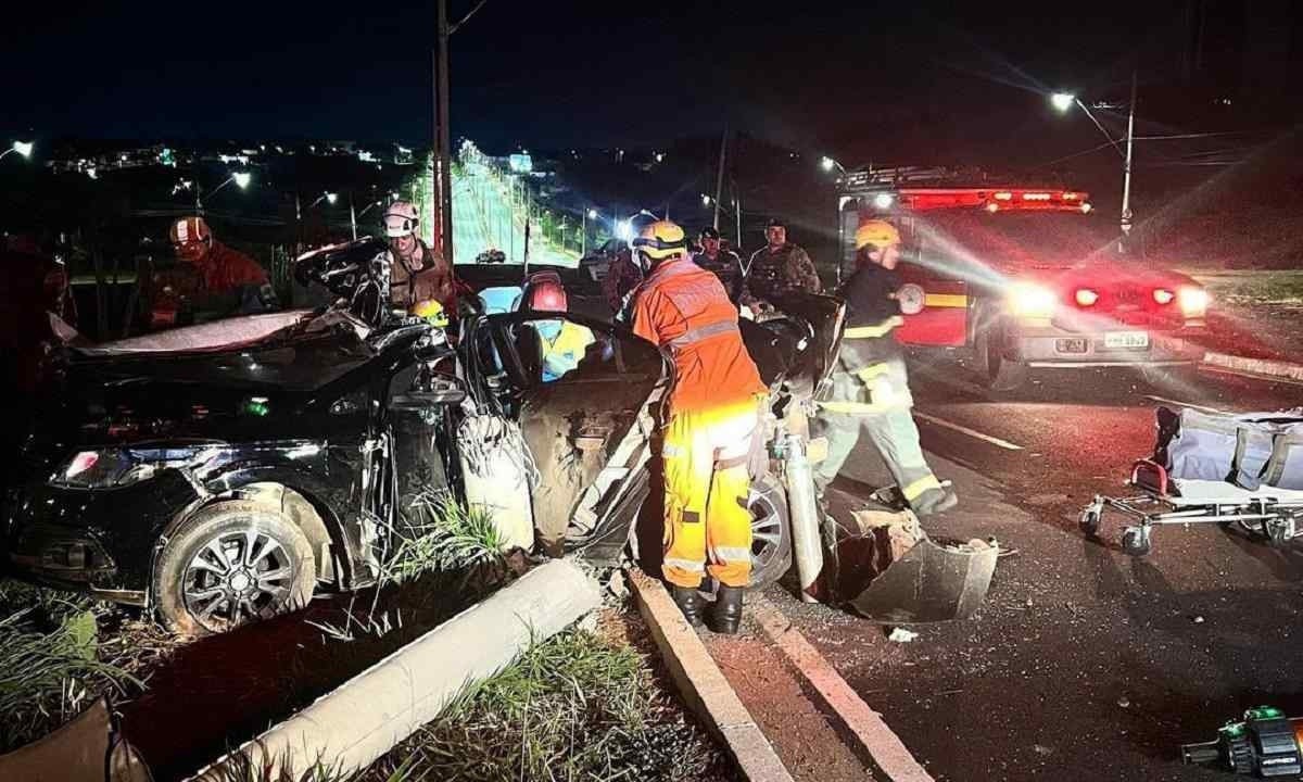 Condutor bêbado causa acidente e mata trabalhador em carro por aplicativo