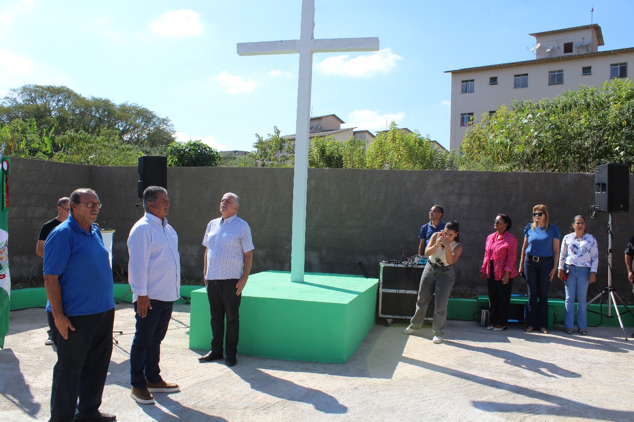 RESGATE DA HISTÓRIA: Prefeitura inaugura Praça do Cruzeiro